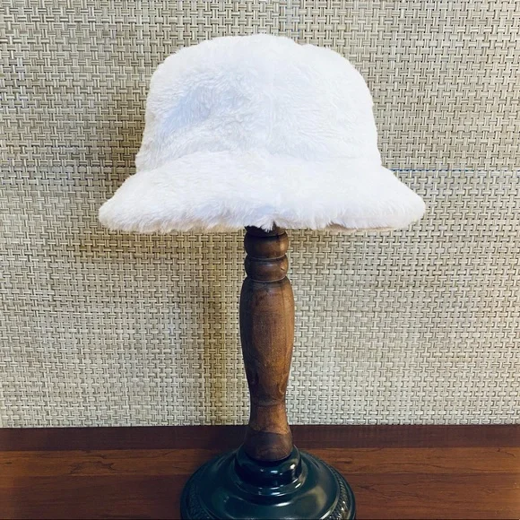 Open Edit | Accessories | Hpnwot Off White Faux Fur Bucket  display picture 2
